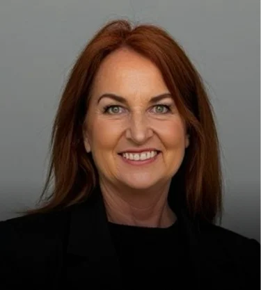 Ms Donna Wright 